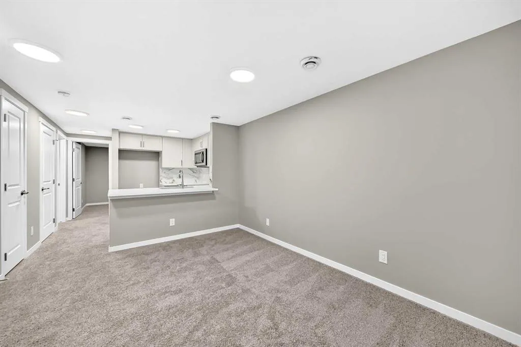 1213 Mahogany Boulevard SE