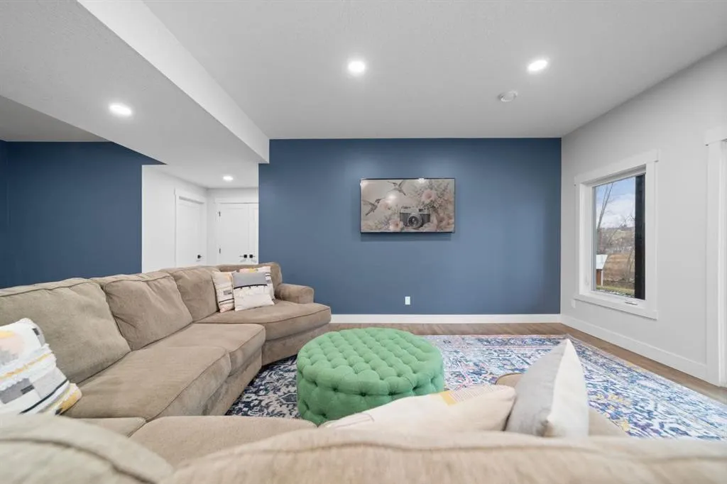 59 Lakeview Court