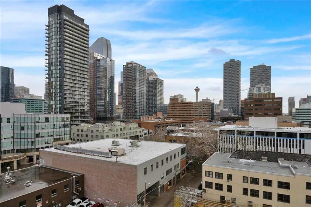 718 12 Avenue SW #801