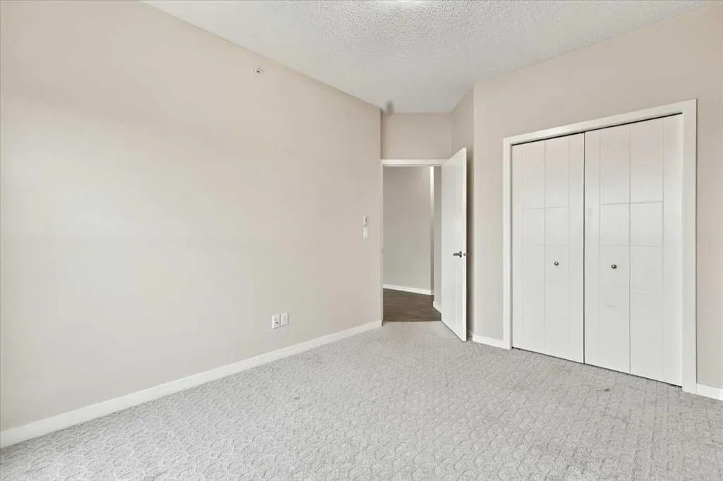 402 Marquis Lane SE #420