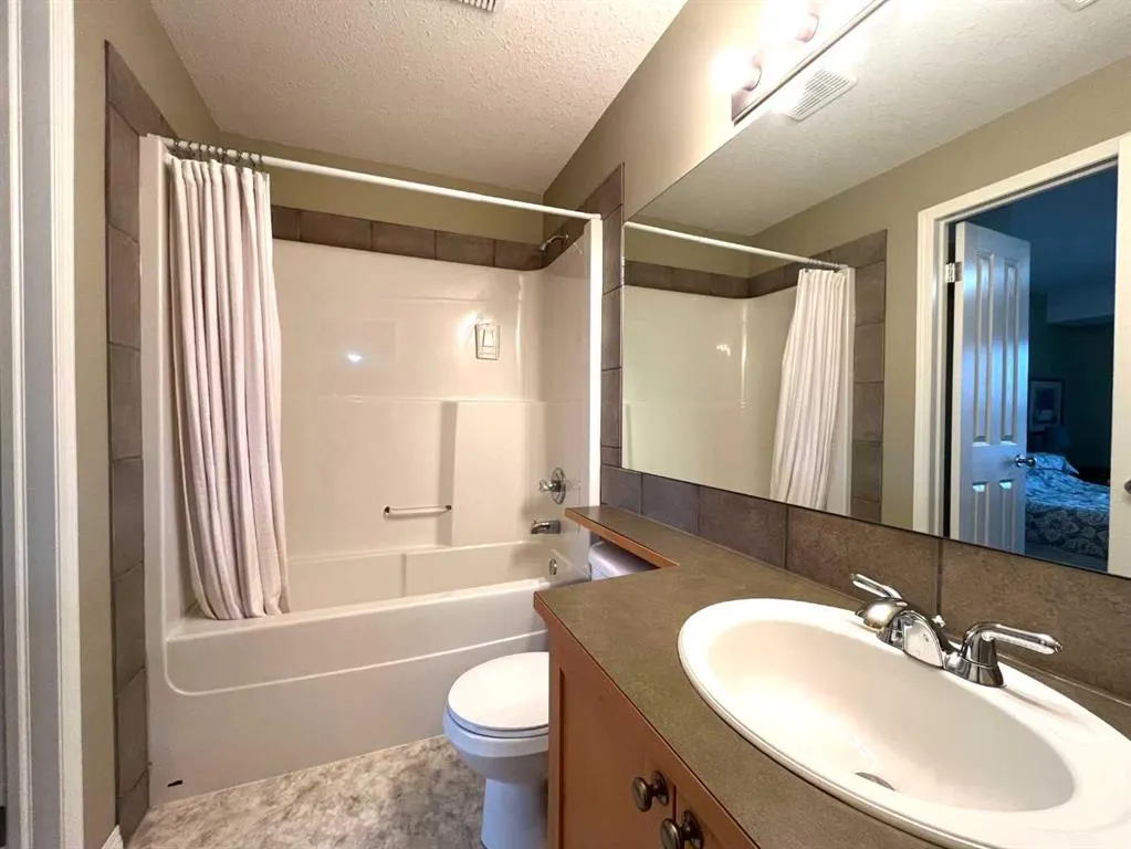 11 SPRINGBANK Terrace SW