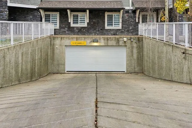 115 Prestwick Villas SE #1207