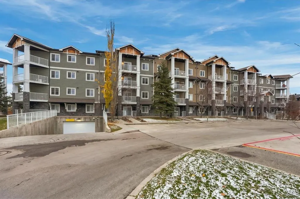 115 Prestwick Villas SE #1207