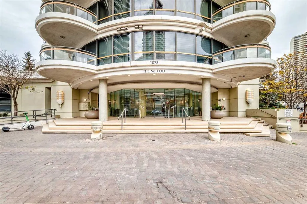 1078 6 Avenue SW #1801