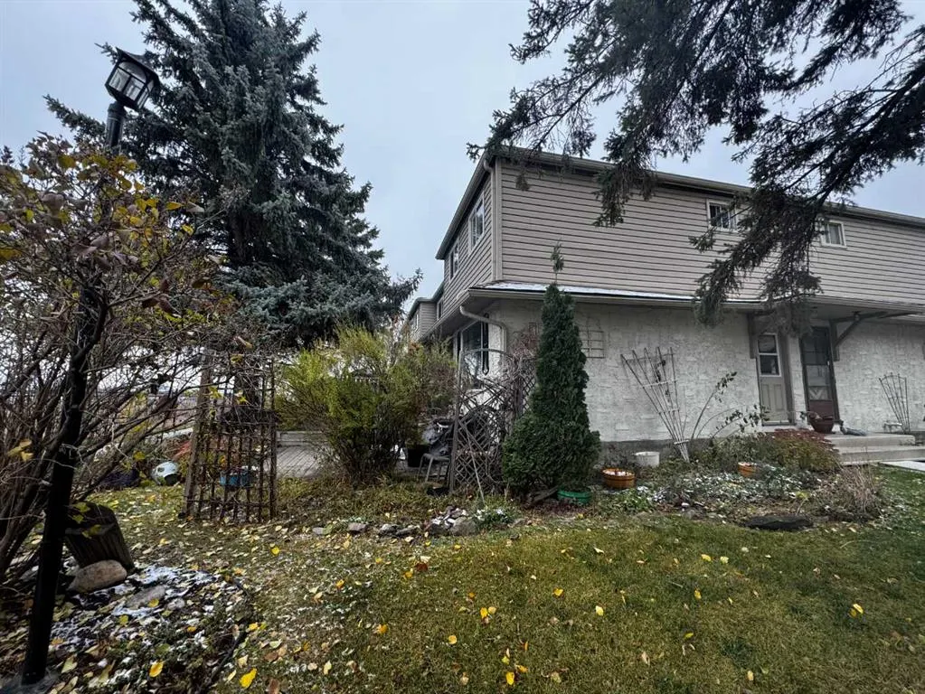 203 Lynnview Road SE #24N