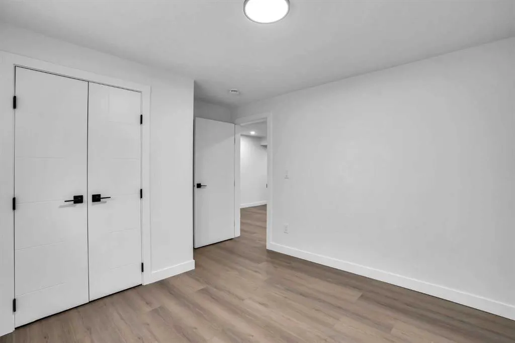 28 Sandstone Hill NW