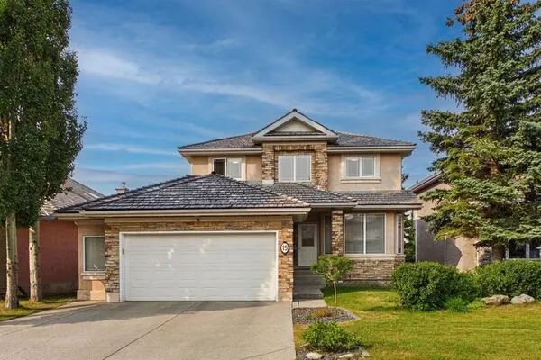 15 Royal Crest Terrace NW