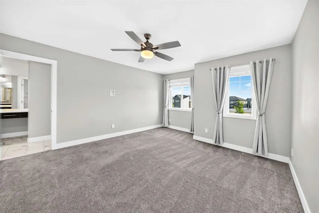 31 Memorial Parkway