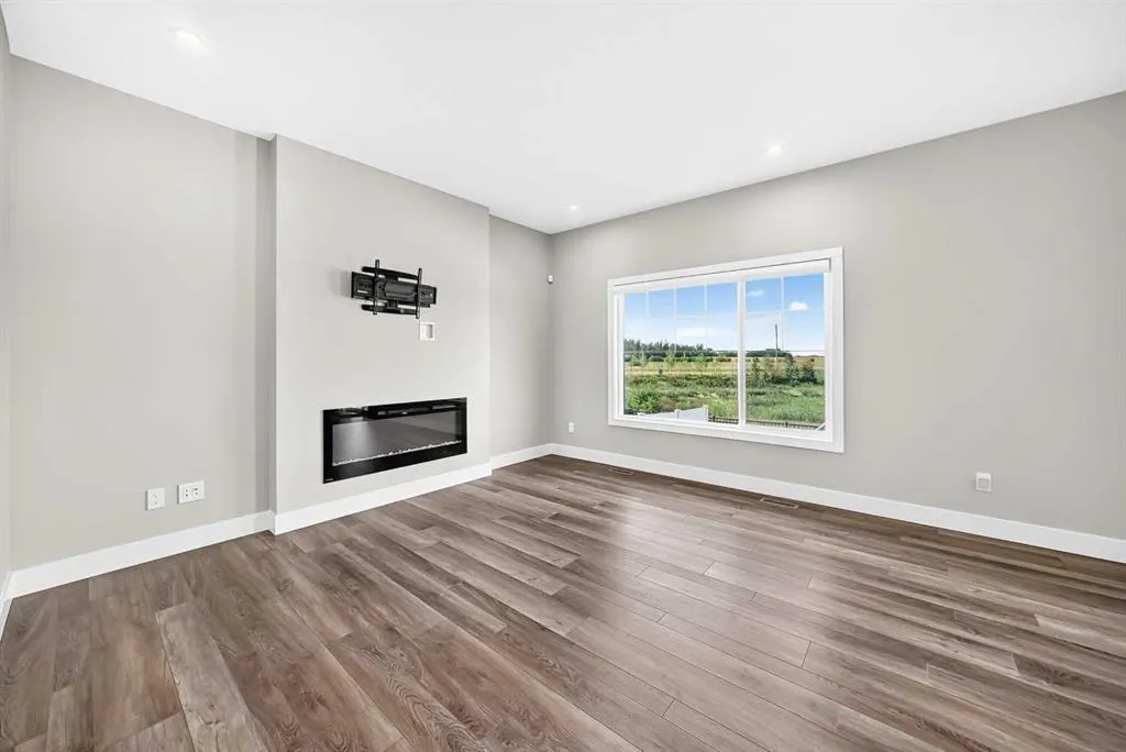 31 Memorial Parkway