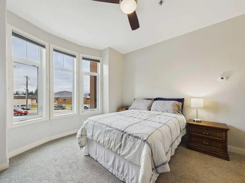 5213 61 Street #213