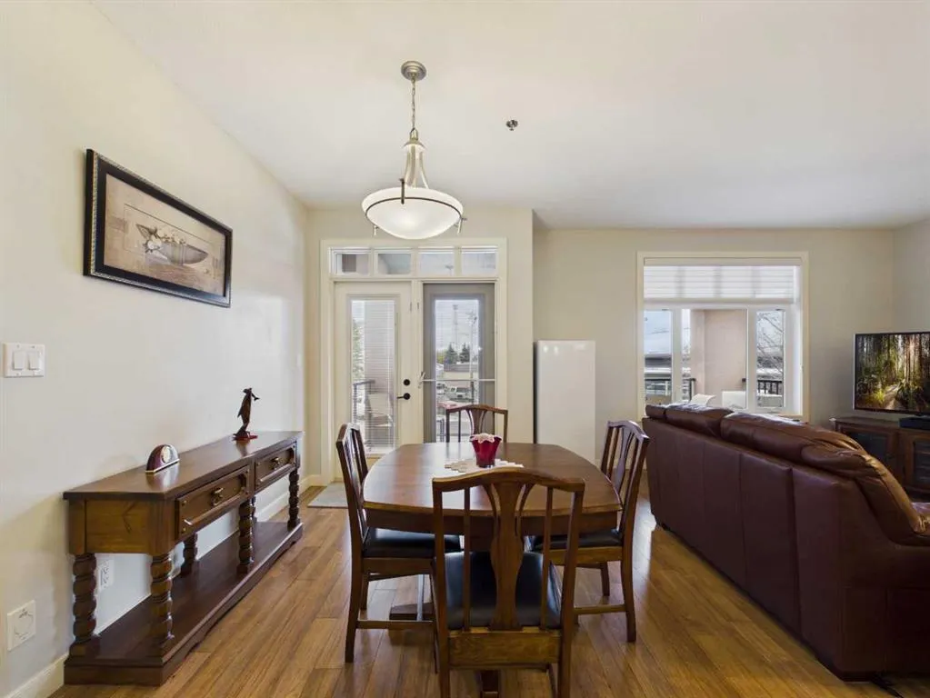 5213 61 Street #213