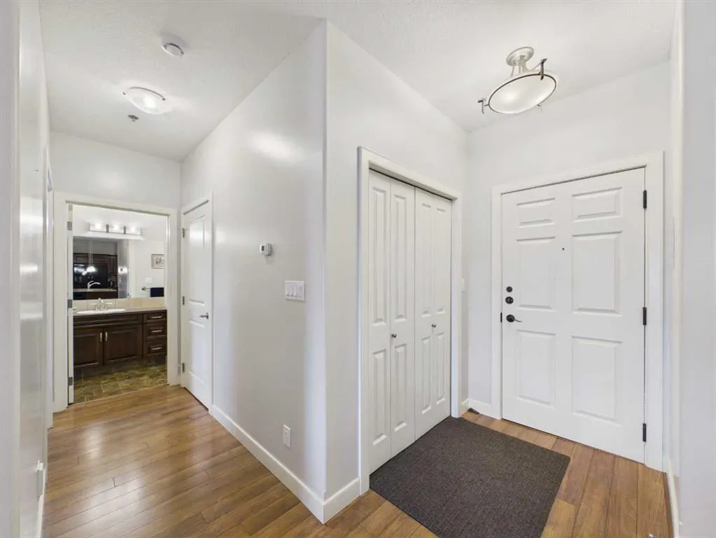 5213 61 Street #213