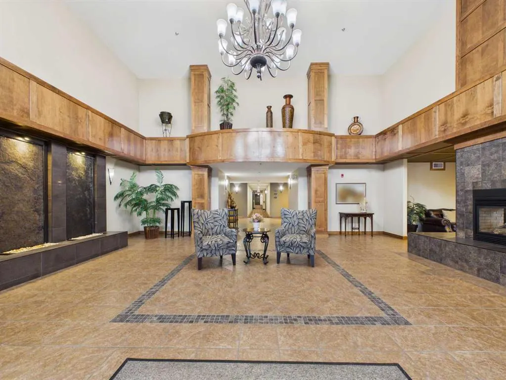 5213 61 Street #213