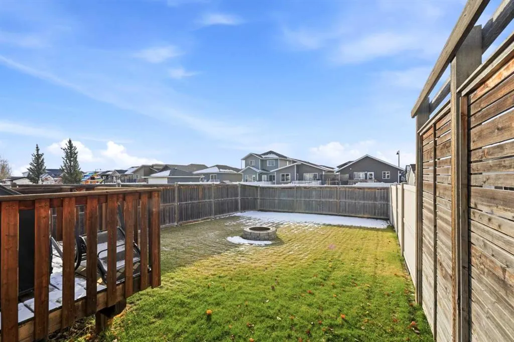 141 Larsen Crescent