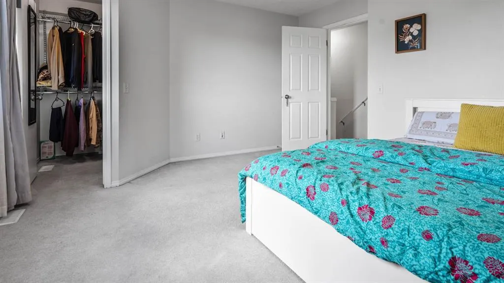 254 Elgin View SE
