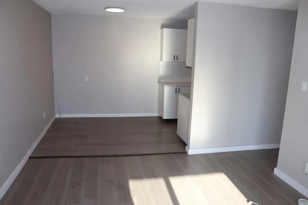 5611 9 Avenue #201B