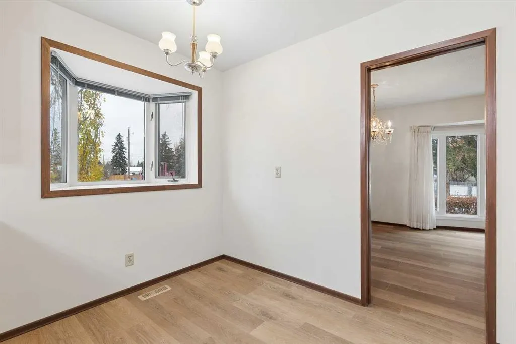 11104 Southdale Road SW