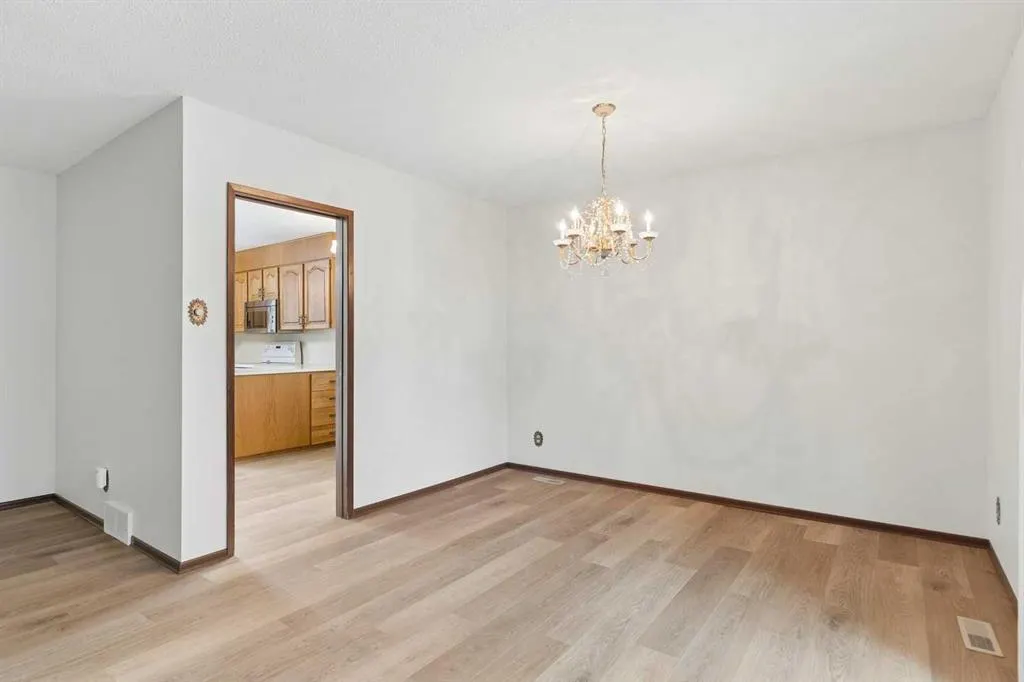 11104 Southdale Road SW