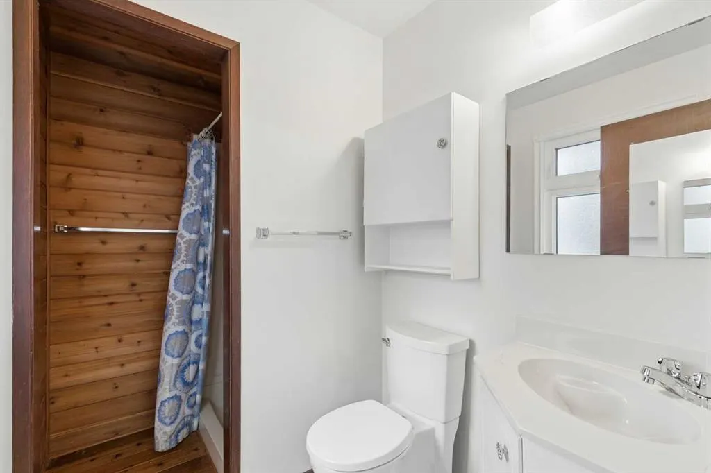 11104 Southdale Road SW