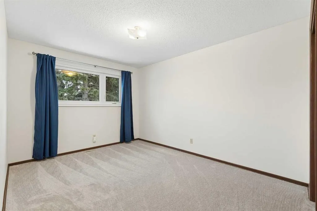 11104 Southdale Road SW