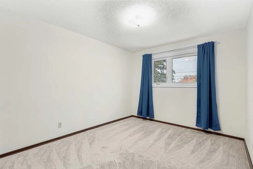 11104 Southdale Road SW