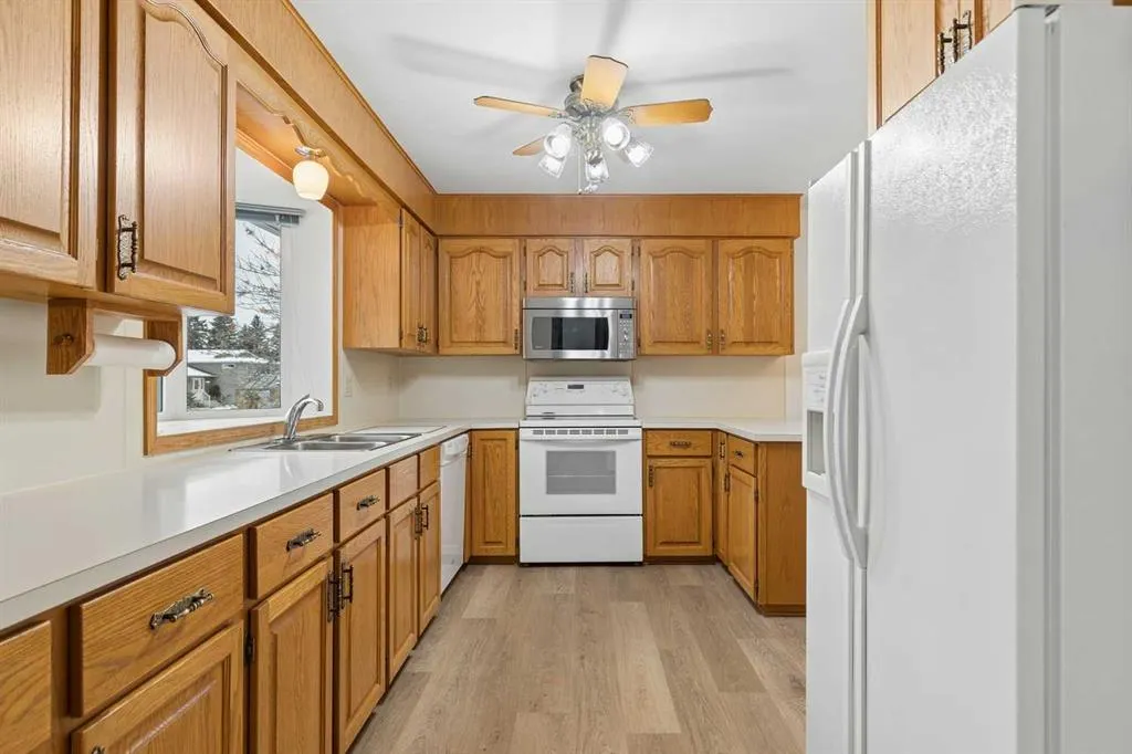 11104 Southdale Road SW
