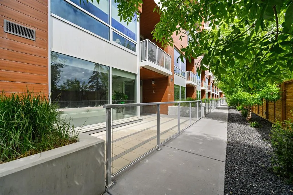 8505 Broadcast Avenue SW #114