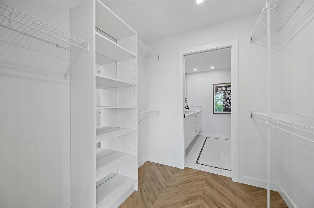 8505 Broadcast Avenue SW #114