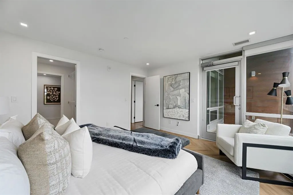 8505 Broadcast Avenue SW #114