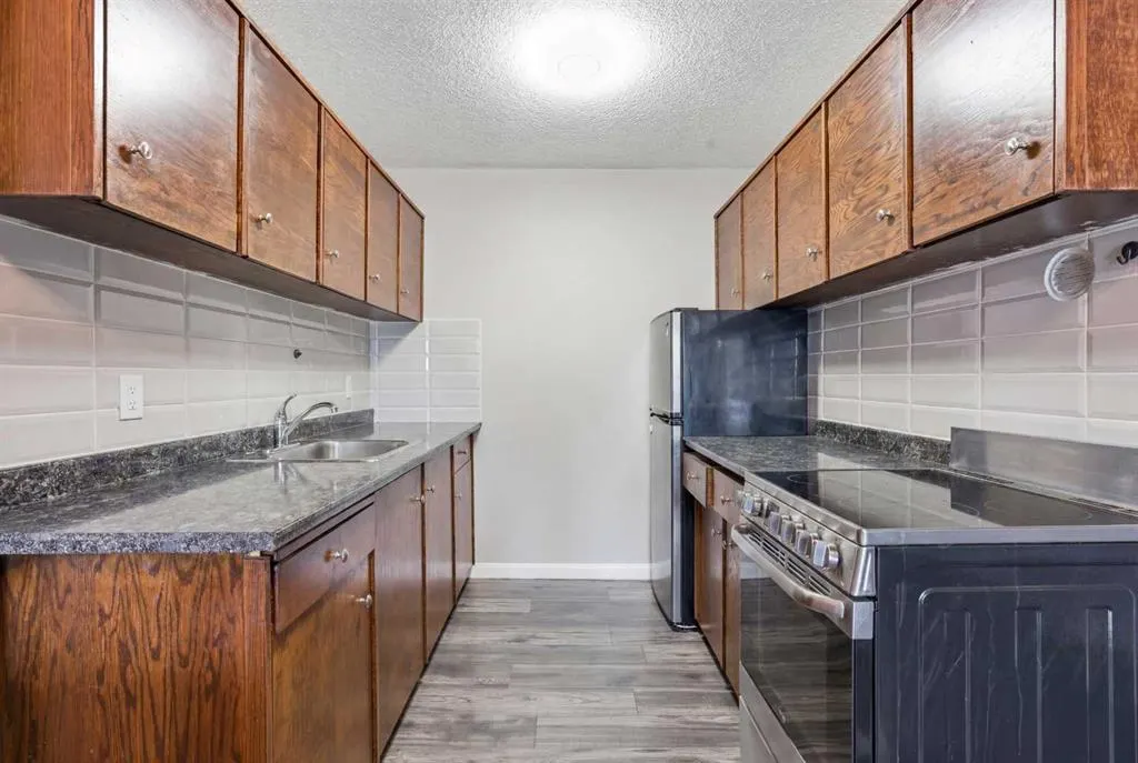 519 17 Avenue SW #430