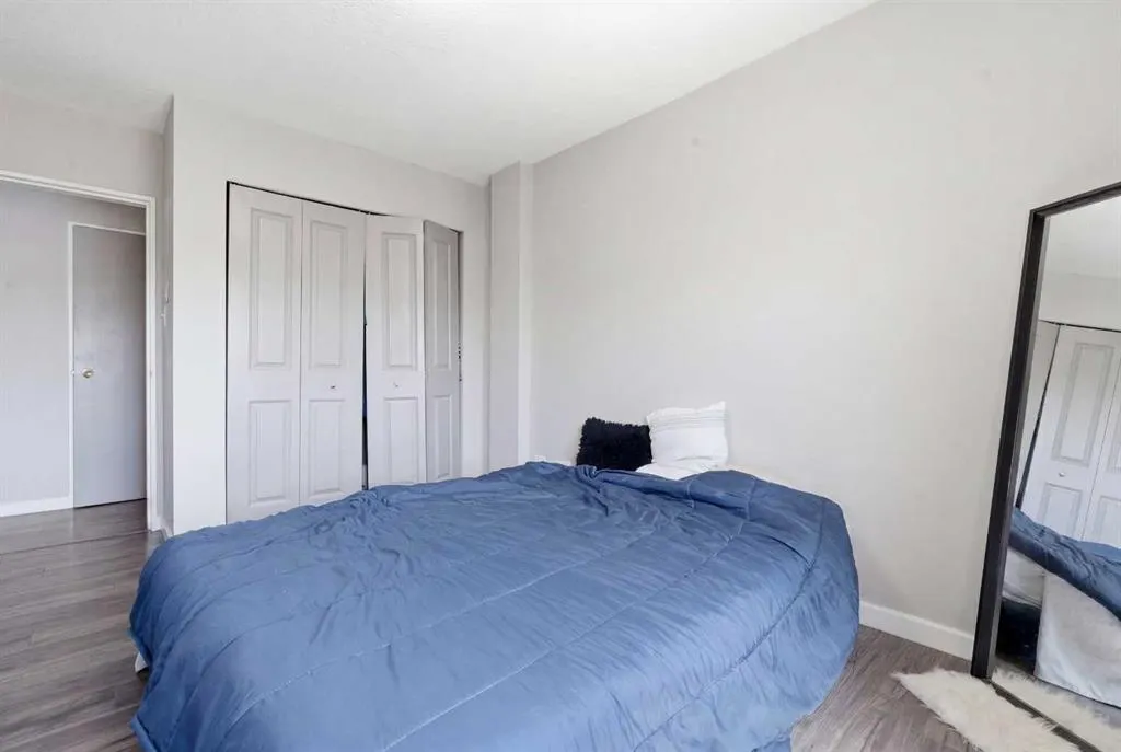 519 17 Avenue SW #430