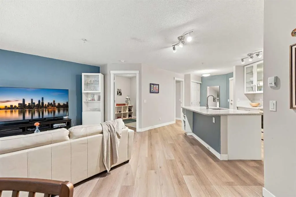 1811 34 Avenue SW #112