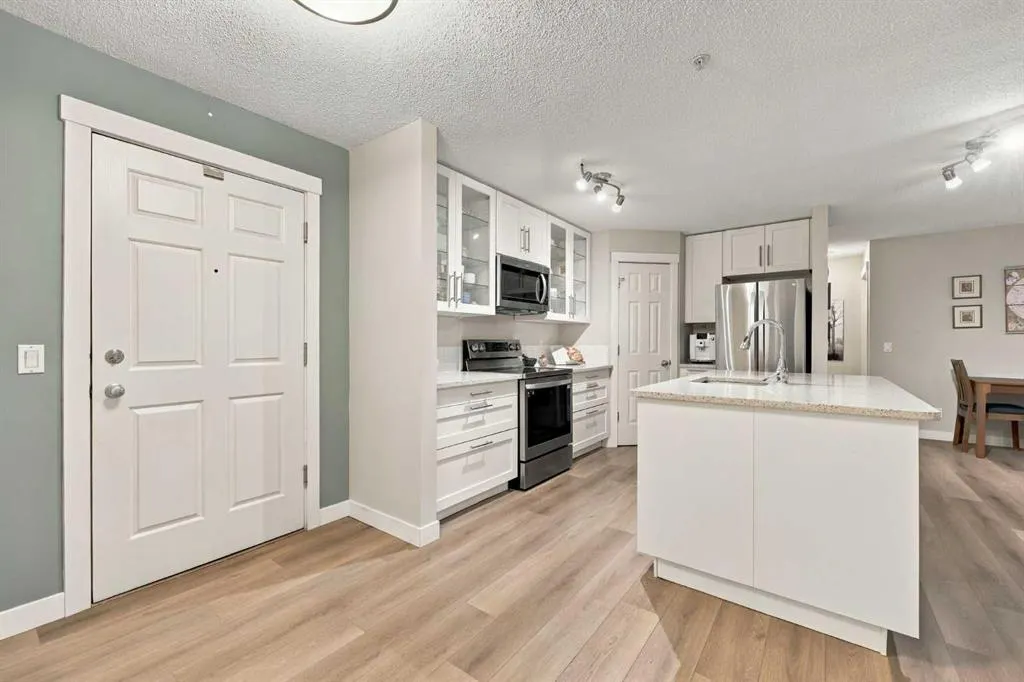 1811 34 Avenue SW #112