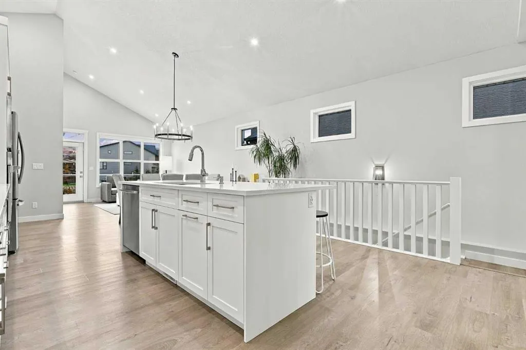 218 Cranbrook Park SE