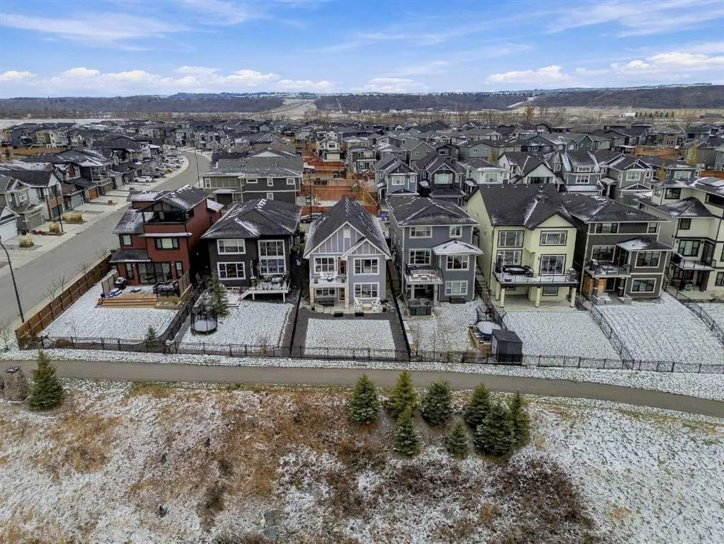 218 Cranbrook Park SE