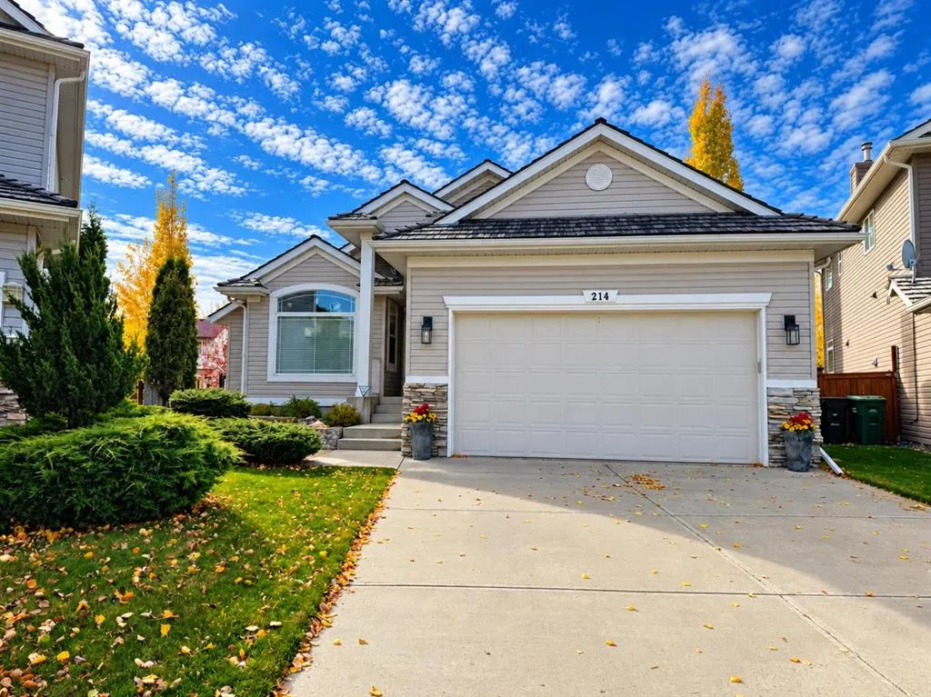 214 Douglas Glen Gardens SE