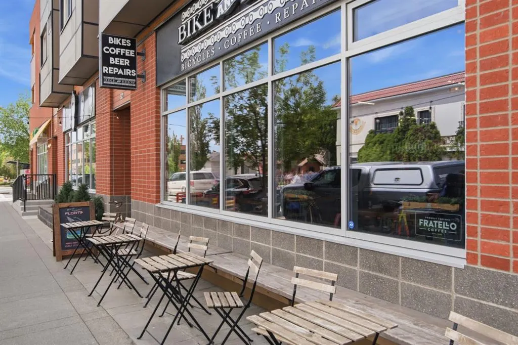 930 Centre Avenue NE #438