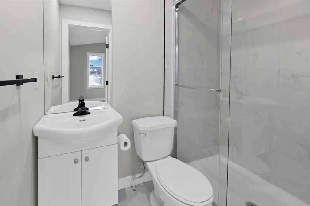5 Martingrove Court NE