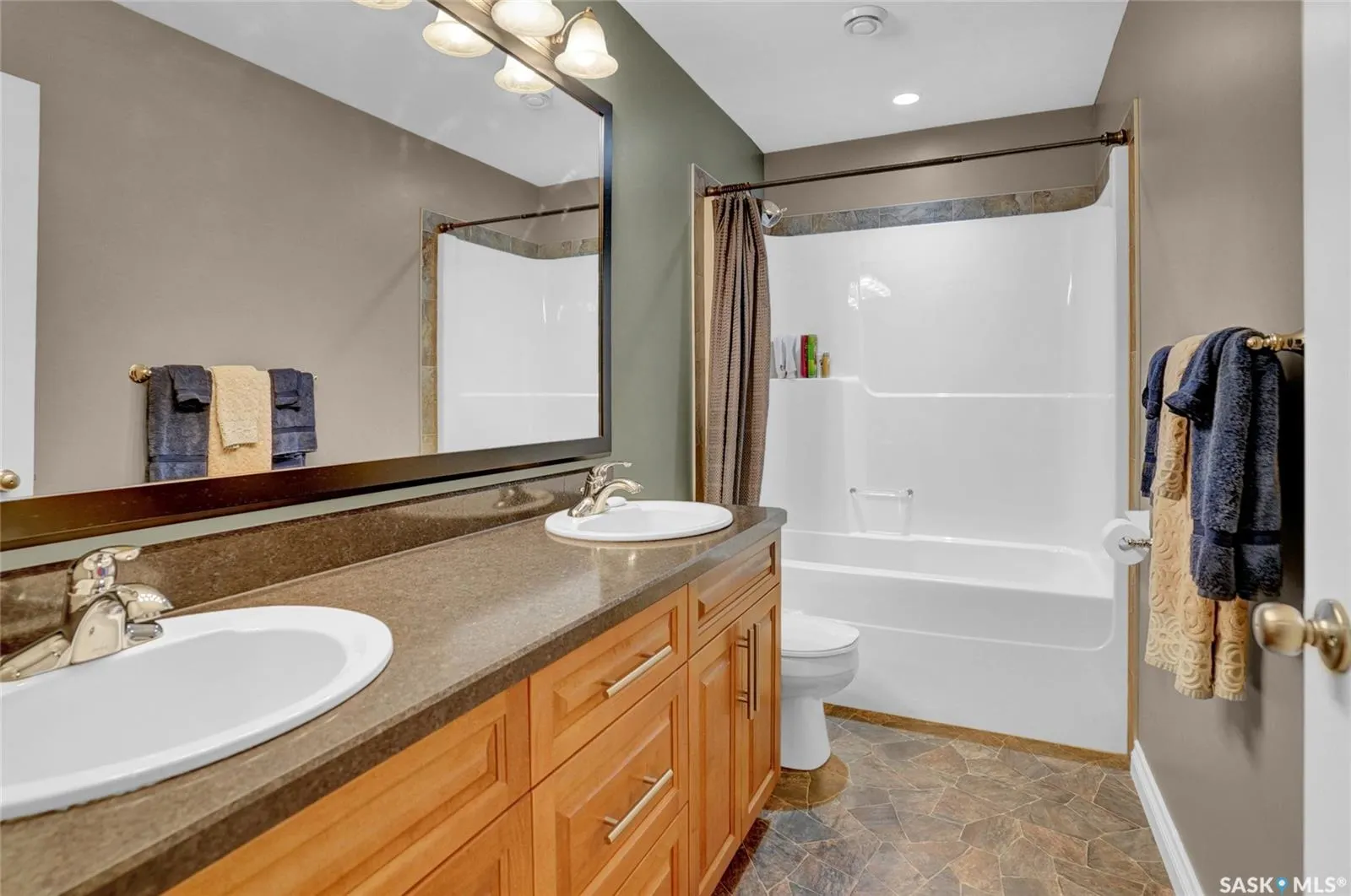 289 Wood Lily DRIVE