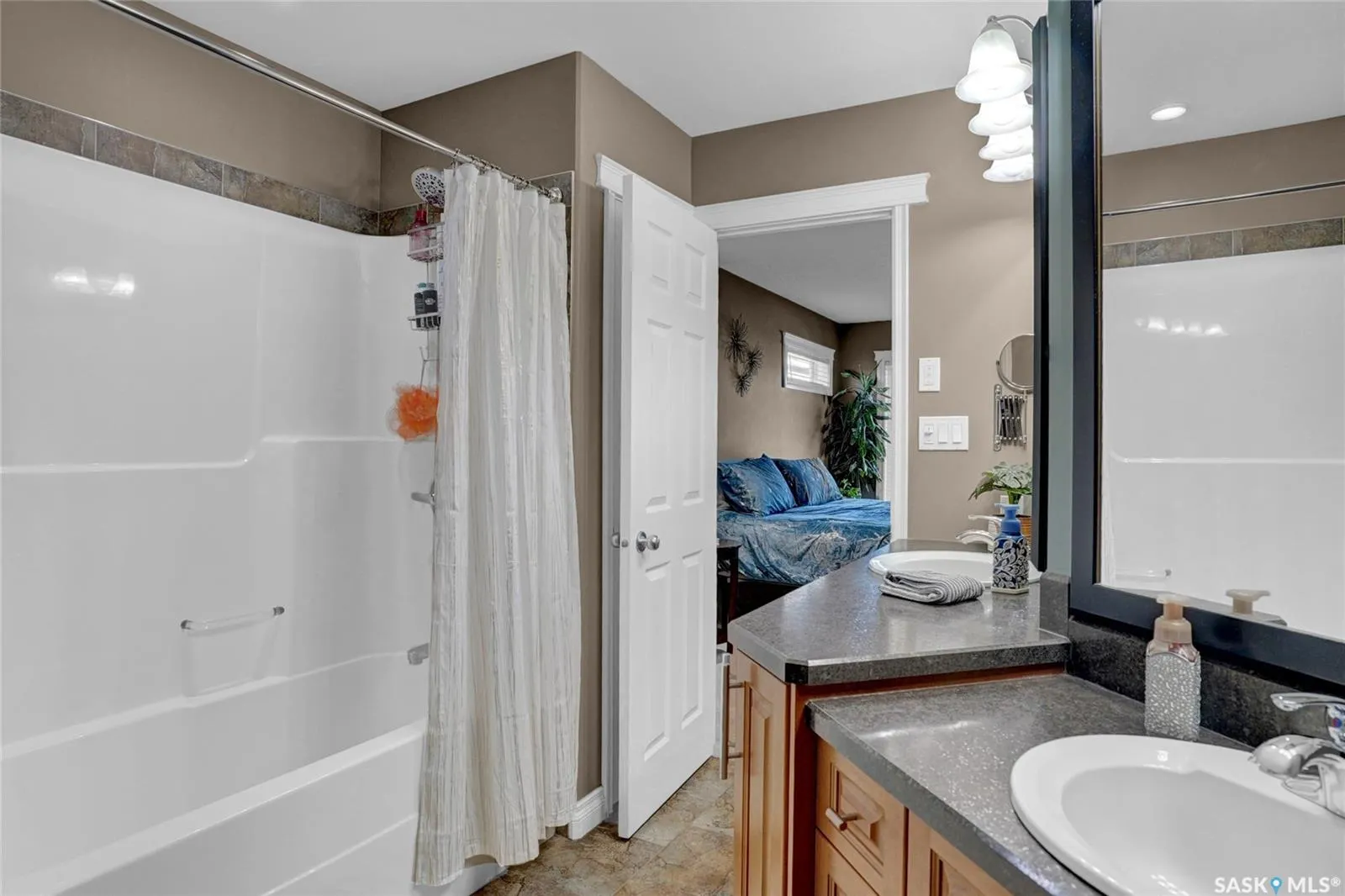 289 Wood Lily DRIVE