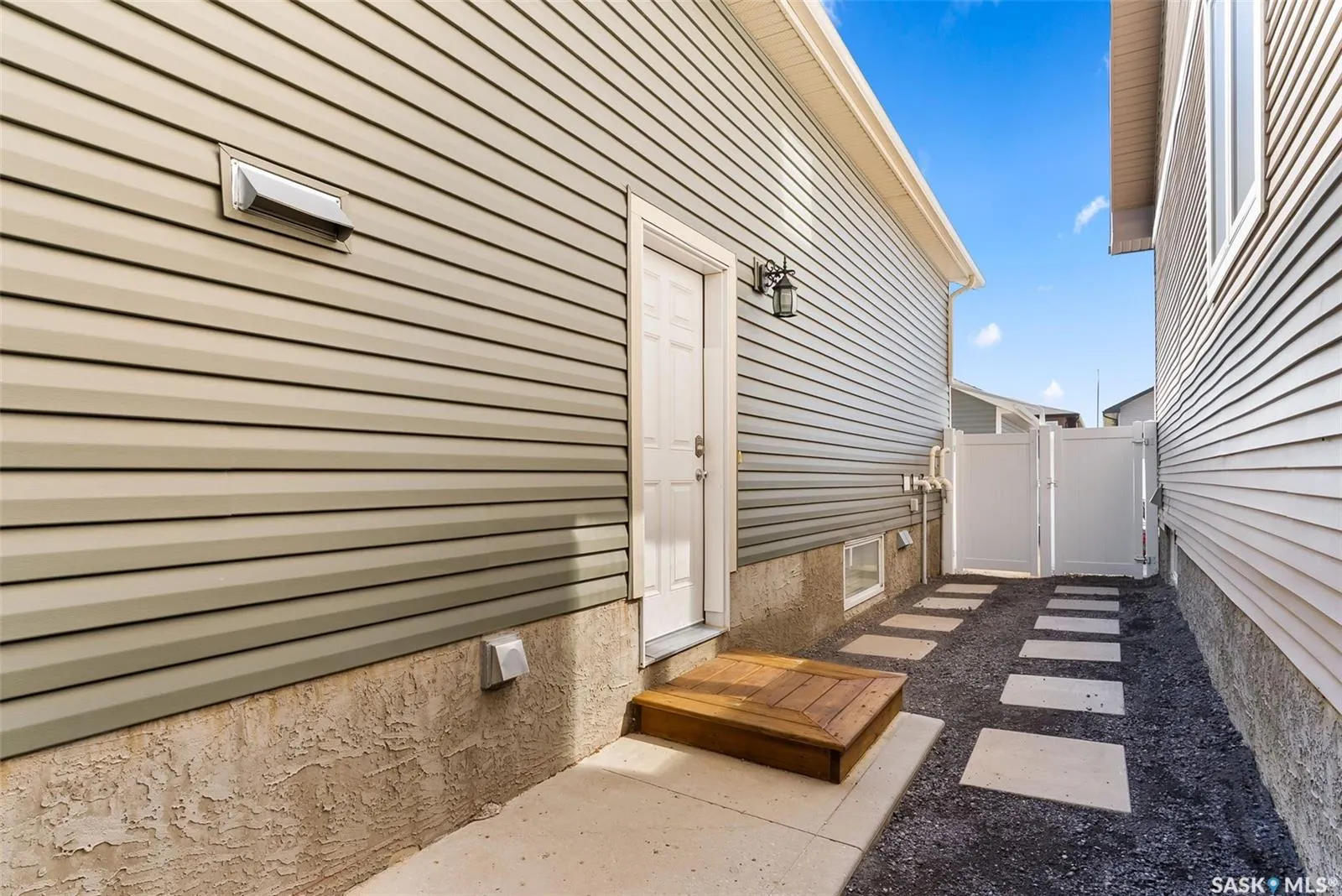 5204 Aerial CRESCENT