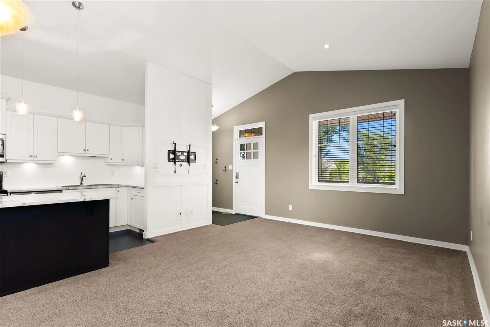 5204 Aerial CRESCENT