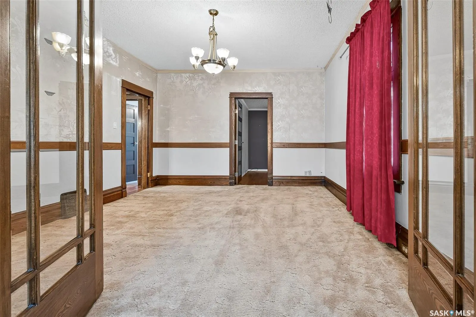 430 Ominica STREET W