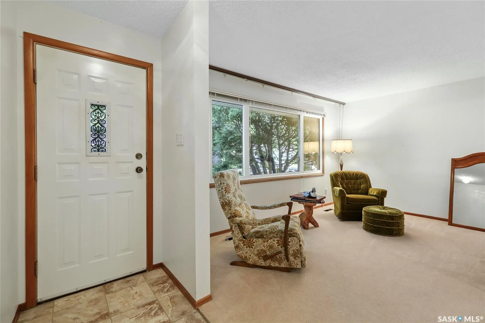 144 Woodward AVENUE
