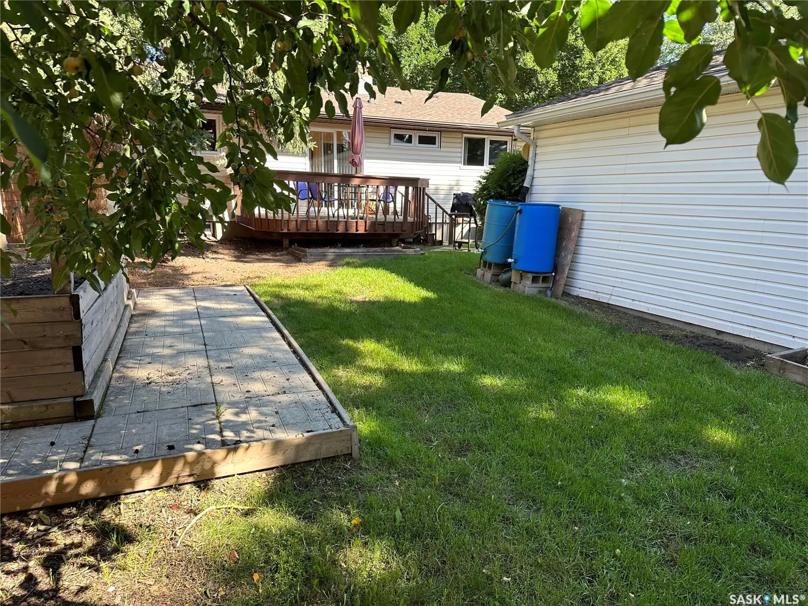 1806 Easthill