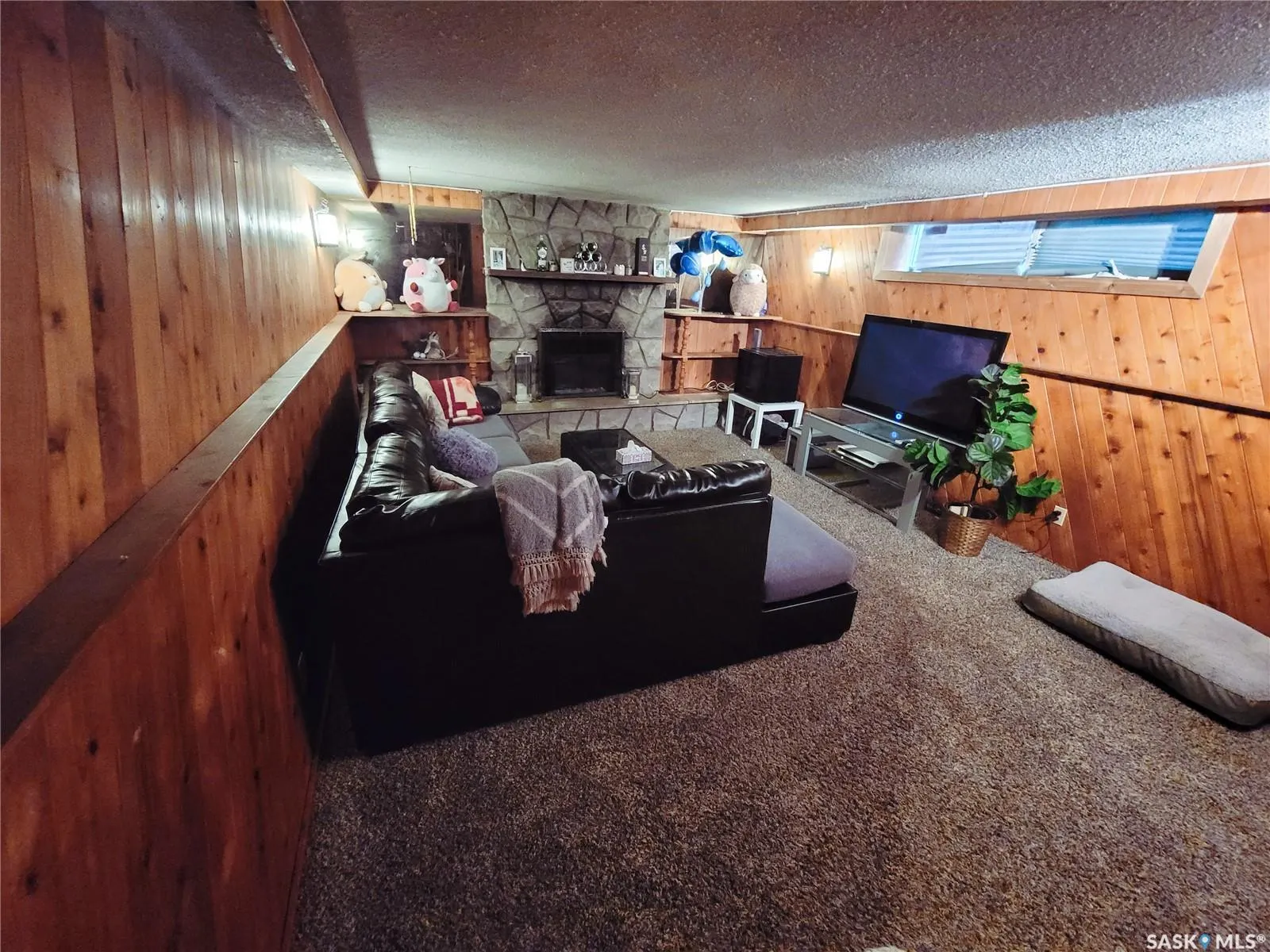 626 24th STREET W
