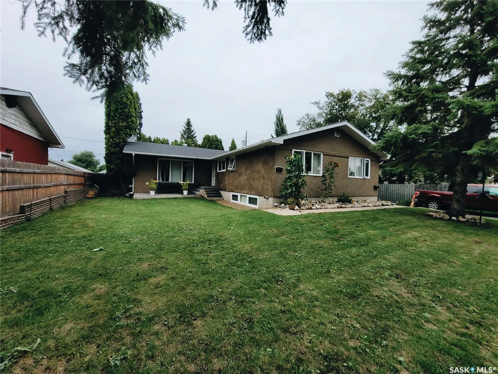 626 24th STREET W