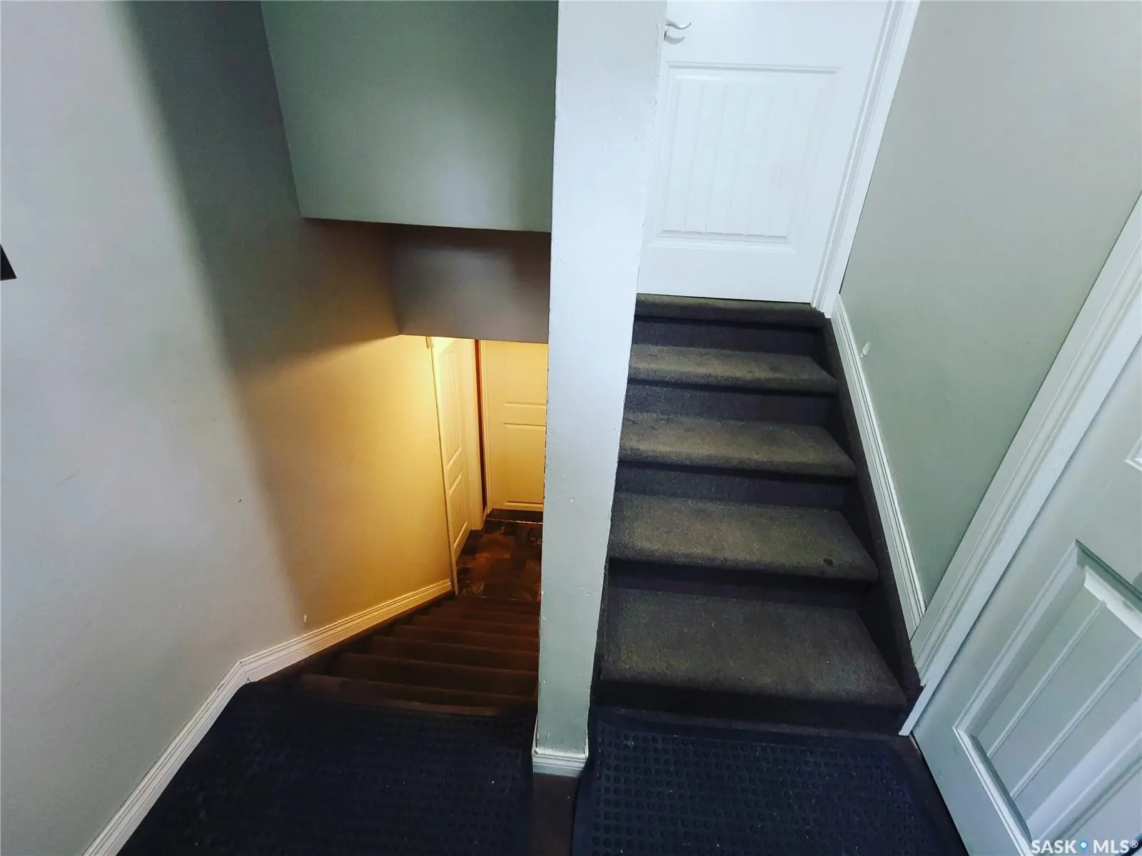 626 24th STREET W