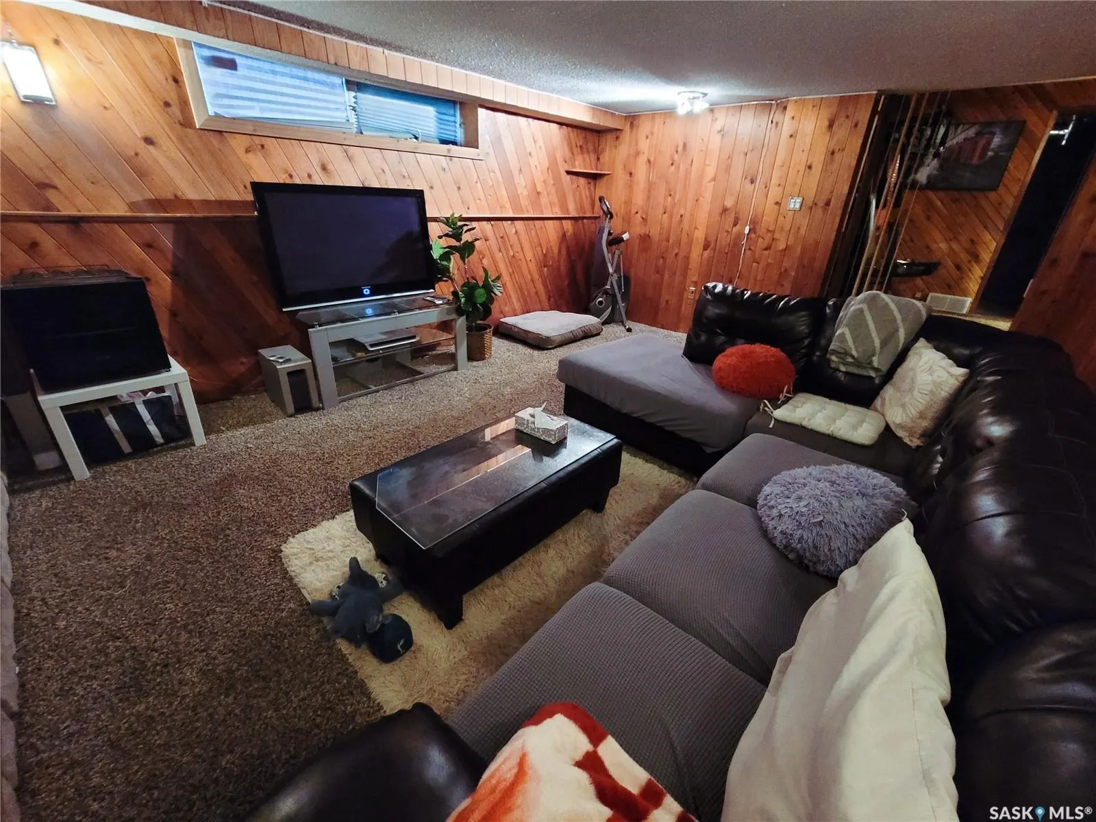 626 24th STREET W