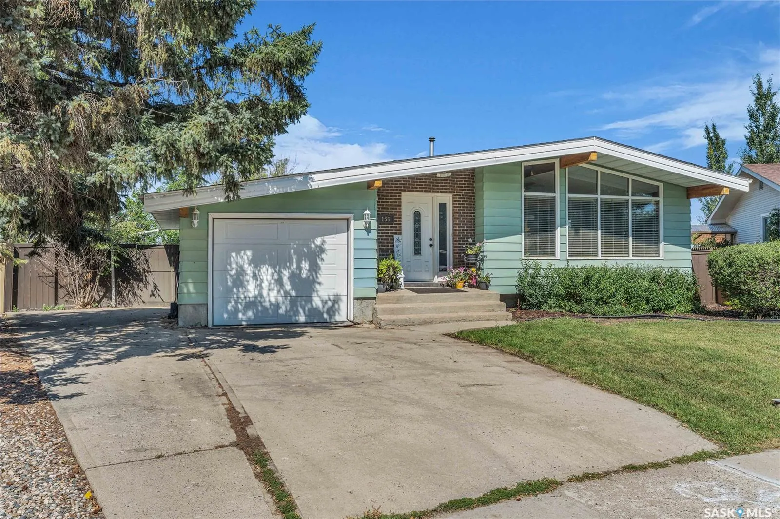 156 Carmichael ROAD